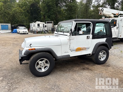 1992 Jeep Wrangler 4WD SUV