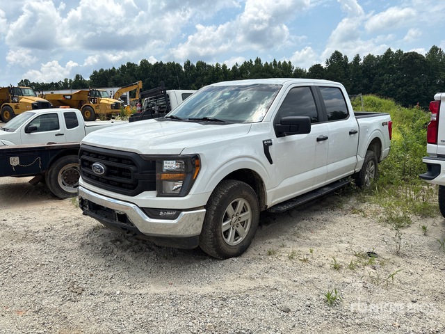 2023 Ford F-150 XL 4x4 Crew Cab Pickup