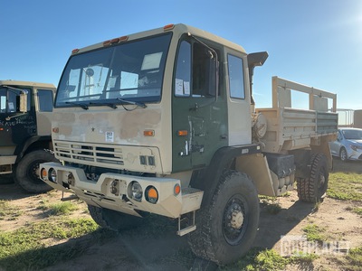 2004 Stewart & Stevenson M1078A1 LMTV 4x4 Cargo Truck