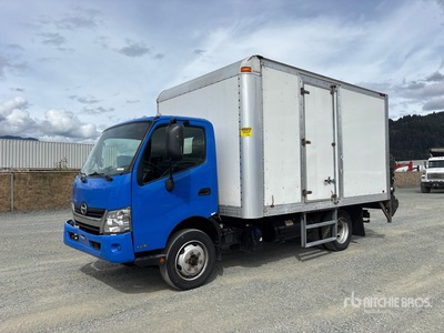 2018 Hino 165 4x2 Van Truck