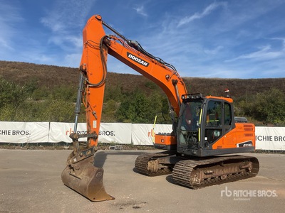 2021 Doosan DX140LC-5 Excavadora de Cadenas