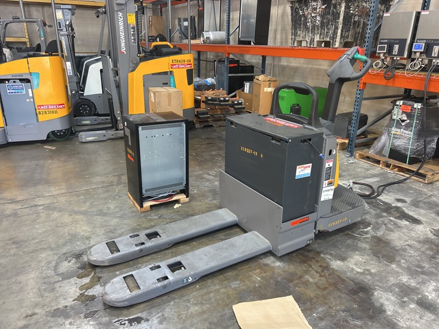 2024 Jungheinrich ECR327 6000 lb Pallet Jack (Unused) 2024 Jungheinrich ECR327 6000 lb Pallet Jack (Unused)
