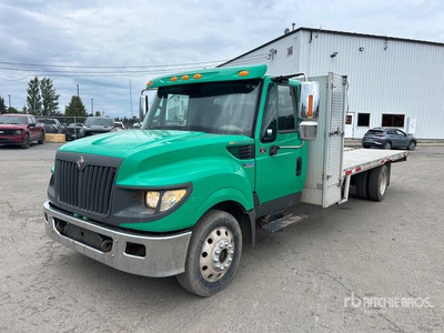 2015 International Terrastar 4x2 Camion à Plateau