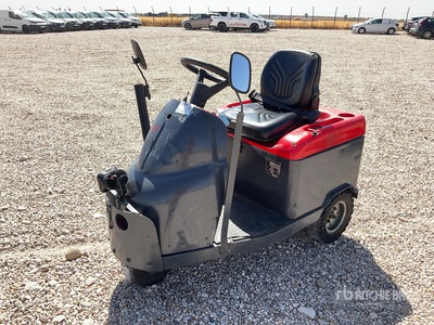 2007 Dec BULL 3 Tow Tractor