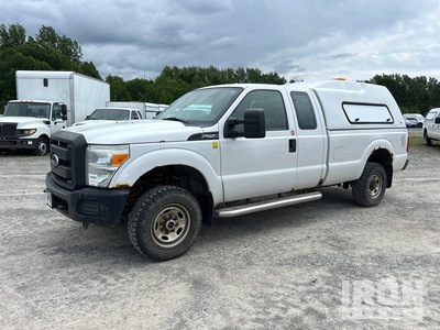 2015 Ford F-250 XL 4x4 Extended Cab Pickup