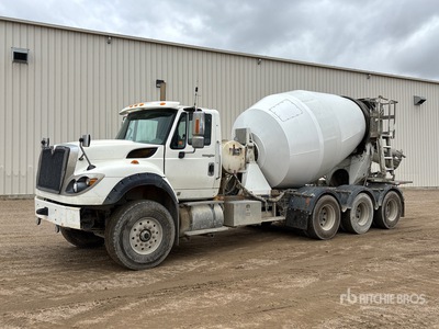2013 International WorkStar 7600 8x6 Betonomieszarka