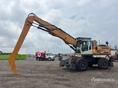 Liebherr A934 B HD Wheel Material Handler