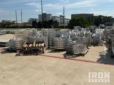 Quantity of Aluminum Trays (Unused)