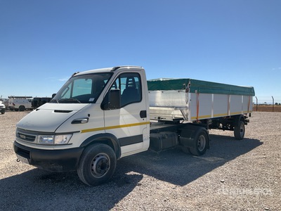 2005 Iveco 65C17 4x2 with Flatbed Trailer S/A S/A Day Cab Truck Tractor