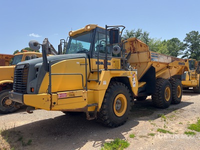 2015 Komatsu HM300-5 Wywrotka przegubowa
