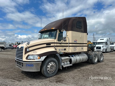 2015 Mack CXU613 6x4 تراكتور شاحنة كابينة النوم (ثنائية المحور)