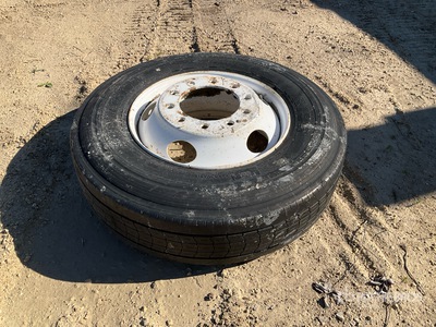 Bridgestone 295/75R22.5 Tires