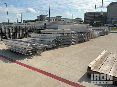 Quantity of Aluminum Trays (Unused)