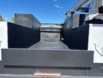 Configuration with Bed Body