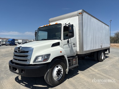 2015 Hino 268 4x2 Van Truck