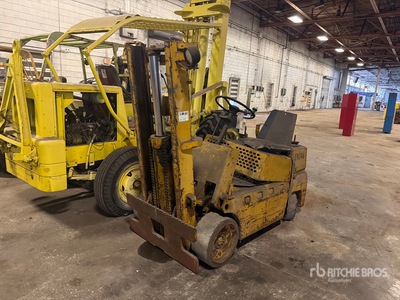 Baker 5000 lb Forklift