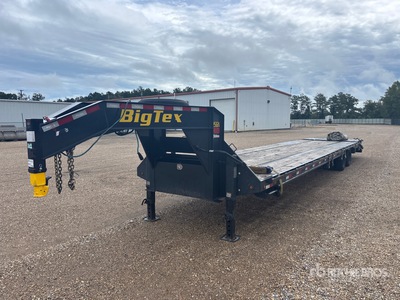 2026 Big Tex 25GN-40D5A-MRBK 40 ft T/A Gooseneck Equipment Trailer