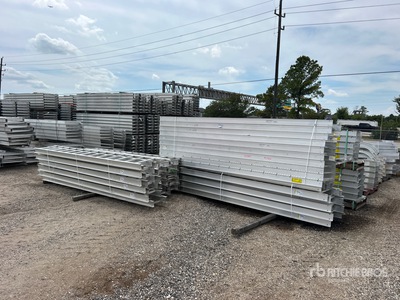 Quantity of (20) Pallets of Aluminum Trays Divers  (Unused)