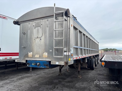 1999 Titan 40 ft Tri/A End Dump Trailer