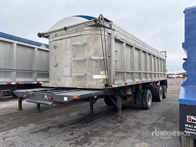 1988 Cobra 34 ft Tri/A End Dump Trailer