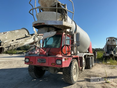 2007 Oshkosh S Series 8x6 Front Discharge Mixer vrachtwagen