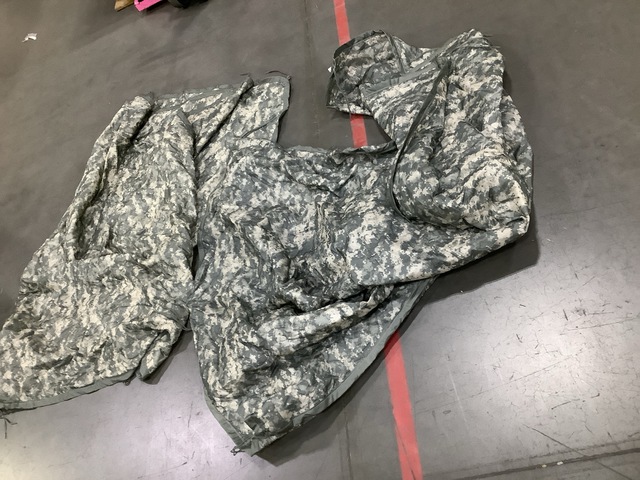 (136) Wet-Weather Poncho Liners