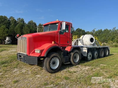 2008 Kenworth T800 8x4 Twin-Steer Cab & Chassis