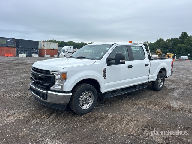 2022 Ford F-250 XL 4x2 Crew Cab Pickup