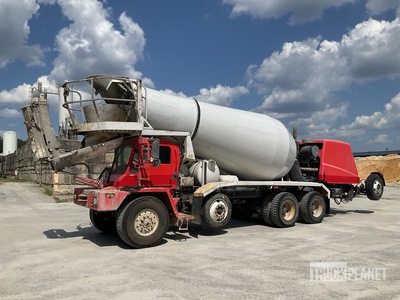 2007 Oshkosh S Series 10x6 Front Discharge Mixer vrachtwagen