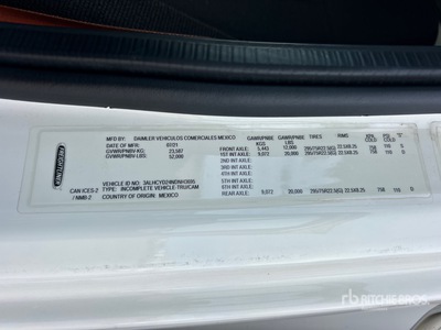 2022 Freightliner M2 106 6x4 Refrigerated Truck