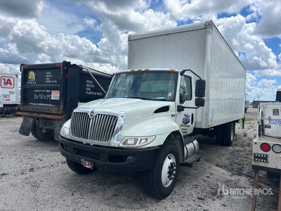 2022 International MV607 4x2 Camion fourgon