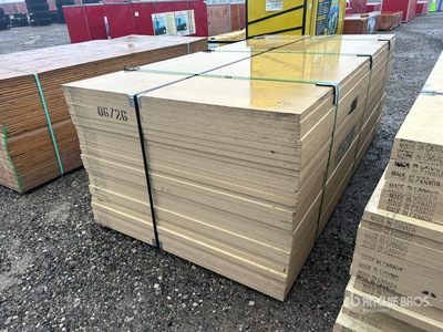 Quantity of (30) 4 ft x 8 ft 1 1/8 in 4x 8 ft 6 in HDO G2S with Smooth Overlay 2 Sides Douglas Fir 11 Ply No Stamp Formply Multiplex (Unused)