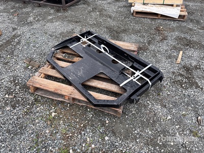 2026 GIYI GY-FR47 47 in Mini Dingo Skid Steer Forks (Unused)