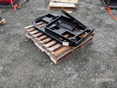 2026 GIYI GY-FR47 29 in Mini Dingo Skid Steer Forks (Unused)