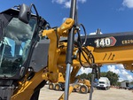 Hydraulics with Blade Lift Cylinders