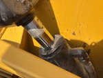 Hydraulics with Loader Lift Cylinders