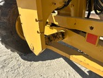 Chassis with Front Axle Oscillating Pin