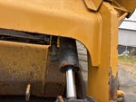 Hydraulics with Bucket Tilt Cylinders