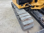 Undercarriage with Right Track Shoes