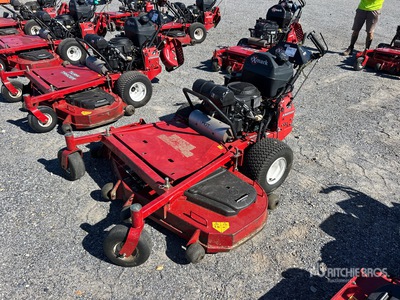2024 Exmark Turf Tracer X-Series Stand-On Rasa erba