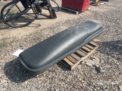Car roof cargo box