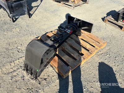 2026 GIYI GY-ZWB 12 in Mini Skid Steer Backhoe (Unused)