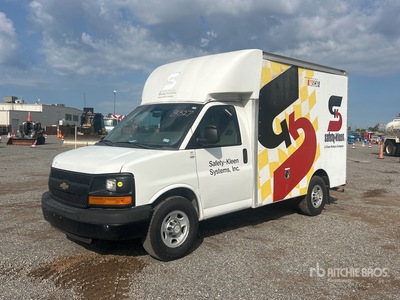 2014 Chevrolet Express 3500 4x2 Van Truck