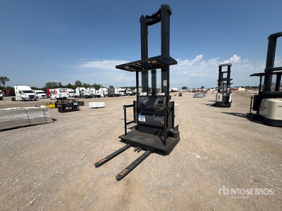 Crown SP3450H-30 3000 lb Order Picker