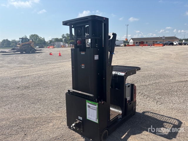 2019 Big Joe J1-192 600 lb Order Picker