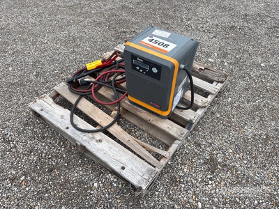 EnerSys EI3-HL-4Y Battery Charger