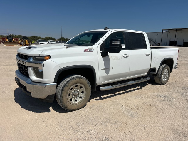2021 Chevrolet Silverado 2500HD LT Z71 4x4 Crew Cab Pickup 2021 Chevrolet Silverado 2500HD LT Z71 4x4 Crew Cab Pickup
