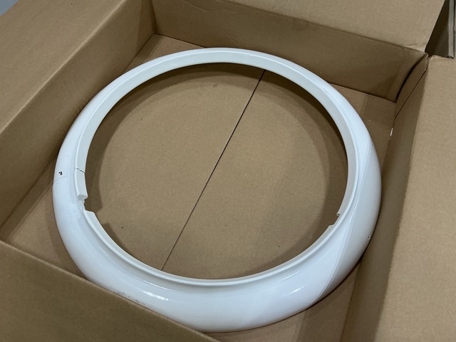 (32) Kampi Components PD0-0170 Wheel Hub Caps