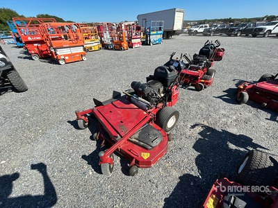 2024 Exmark Turf Tracer X-Series Stand-On Rasa erba