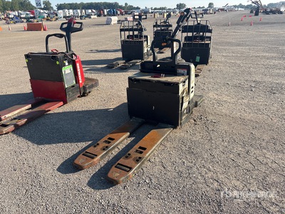 Crown PE4000-60 6000 lb Electric Pallet Jack